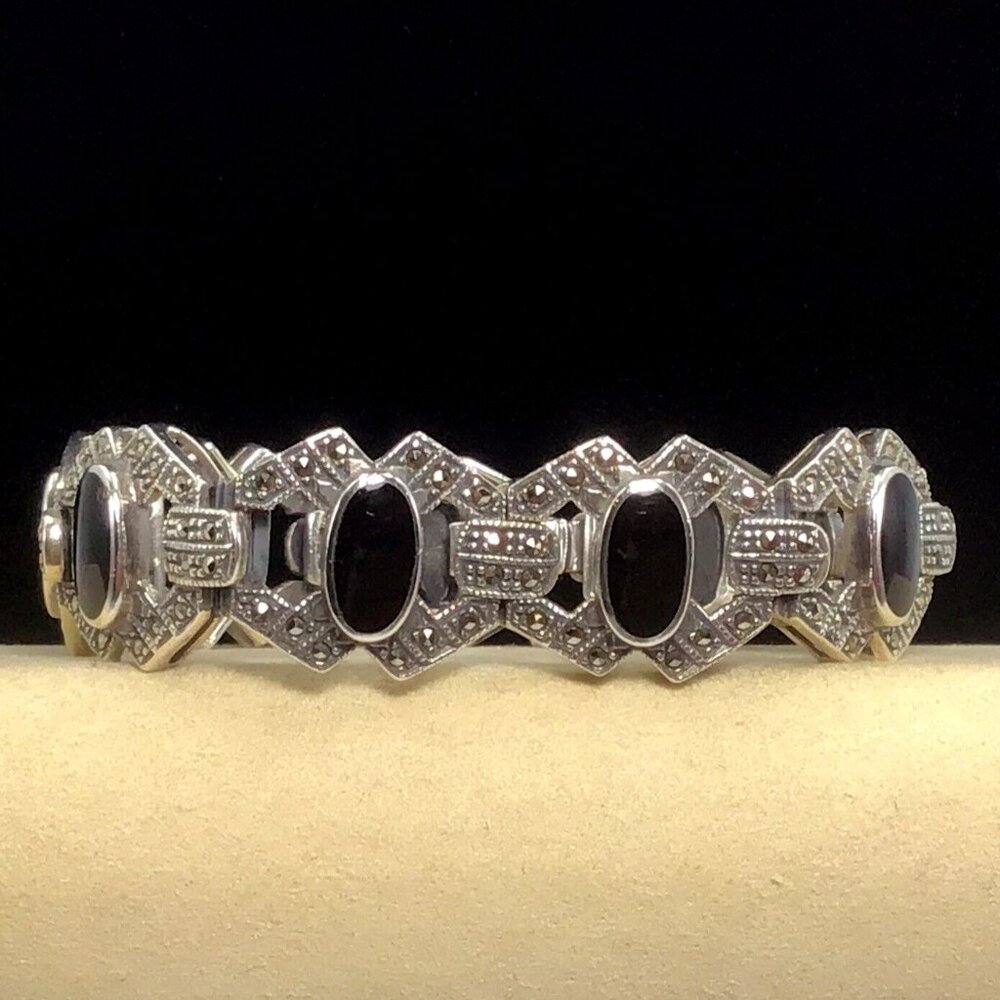 Steling Silver Black Onyx Marcasite Bracelet 34.9 Gms Size 6.75”